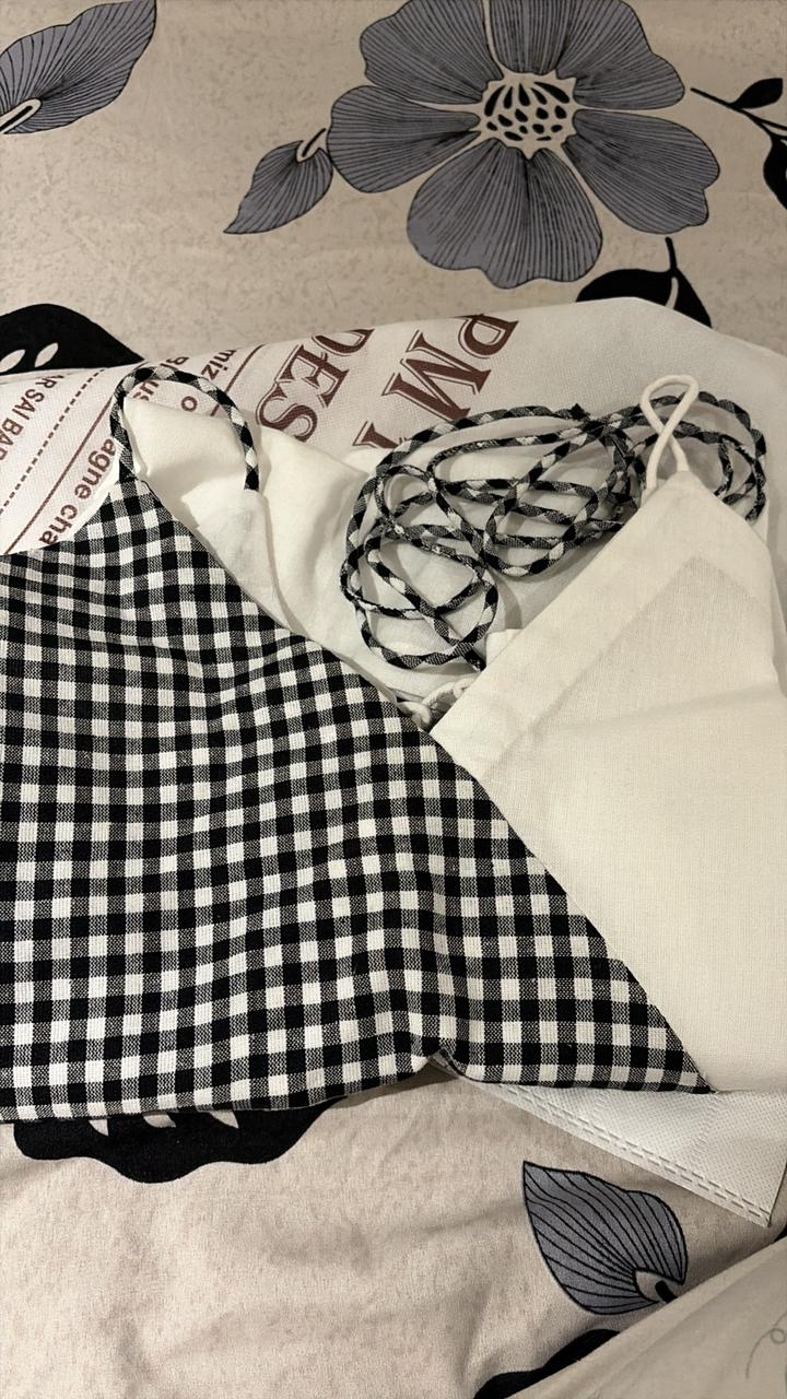 Elegant Linen Tie - Back Short Kurti - BUSHIBUSHI